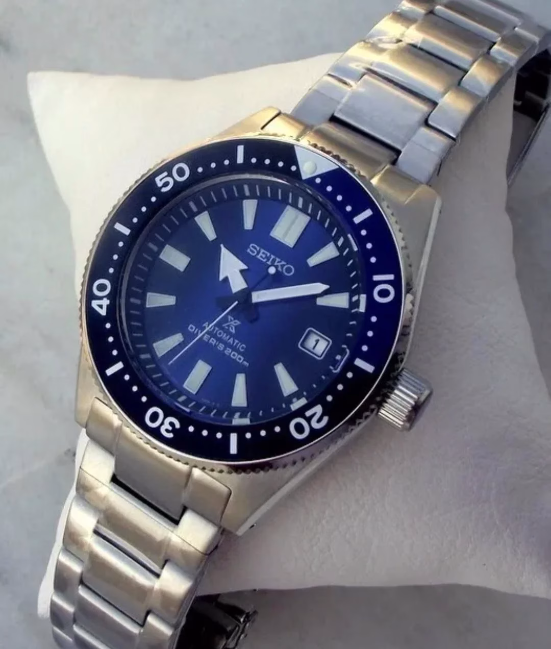 Seiko 6R35-00W0 Erkek Kol Saati
